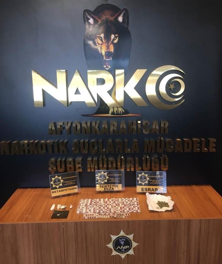 Narkotikten sokak satıcılarına gece operasyonu