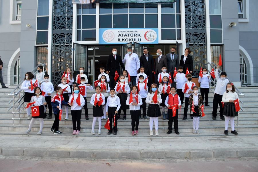 eTwinning’de Atatürk İlkokulu’na ödül üstüne ödül