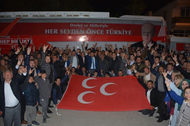 Taytak miting havasında karşılandı 