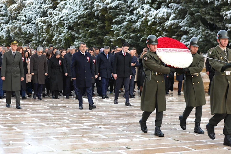 Bakan Tekin, Öğretmenlerle Anıtkabir