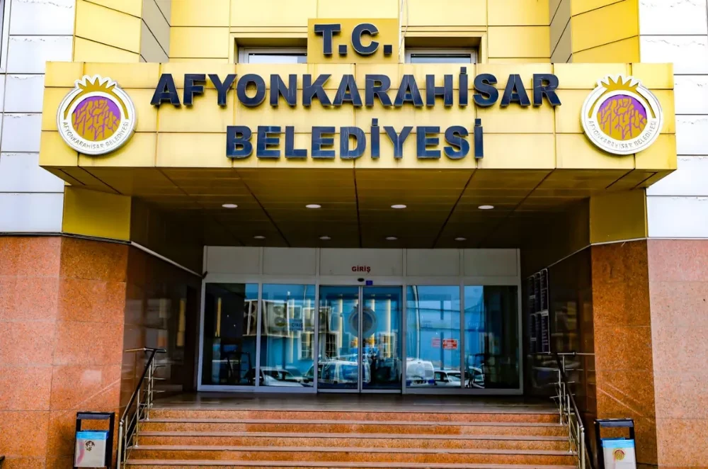 Afyonkarahisar Belediyesi’nden Afiş Toplatma Açıklaması: 