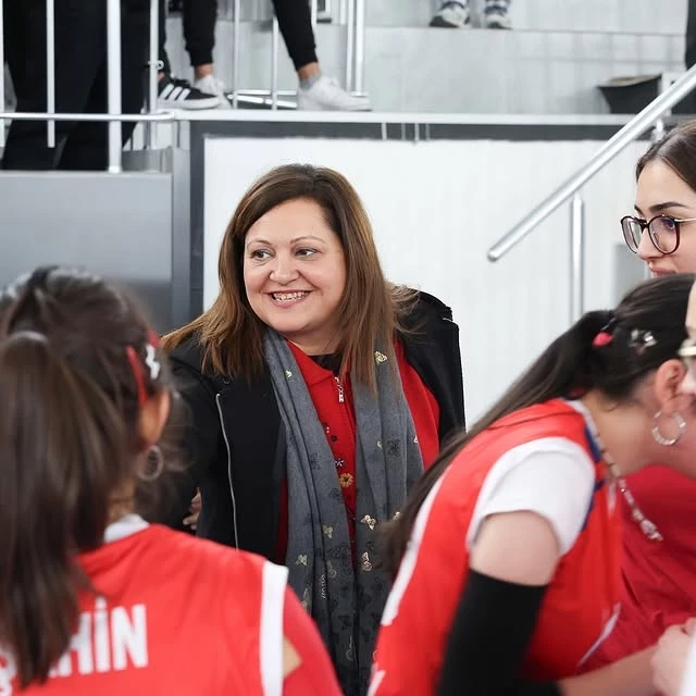 Genç Kızlar Voleybol Turnuvası