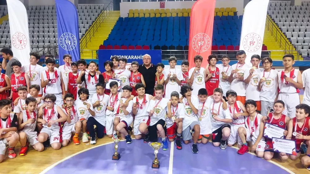 U-12 Basketbol Kulüp Müsabakaları Tamamlandı