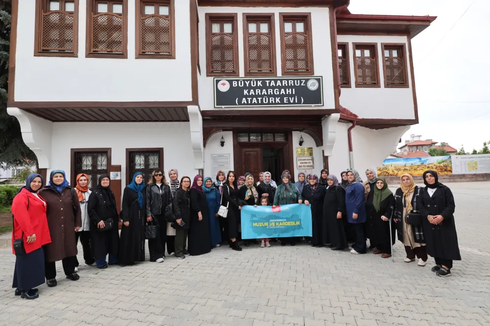Huzur ve Kardeşlik Buluşmaları Projesi Kapsamında Şehit ve Gazi Yakınlarına Tarihi ve Kültürel Gezi
