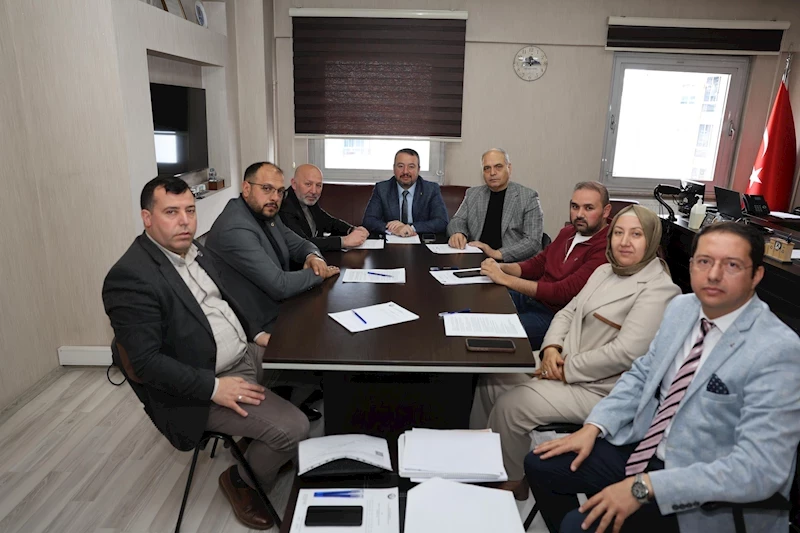 Sandıklı Belediye Başkanı Öztaş, Çevre Hizmetleri Birliği Toplantısına Ev Sahipliği Yaptı